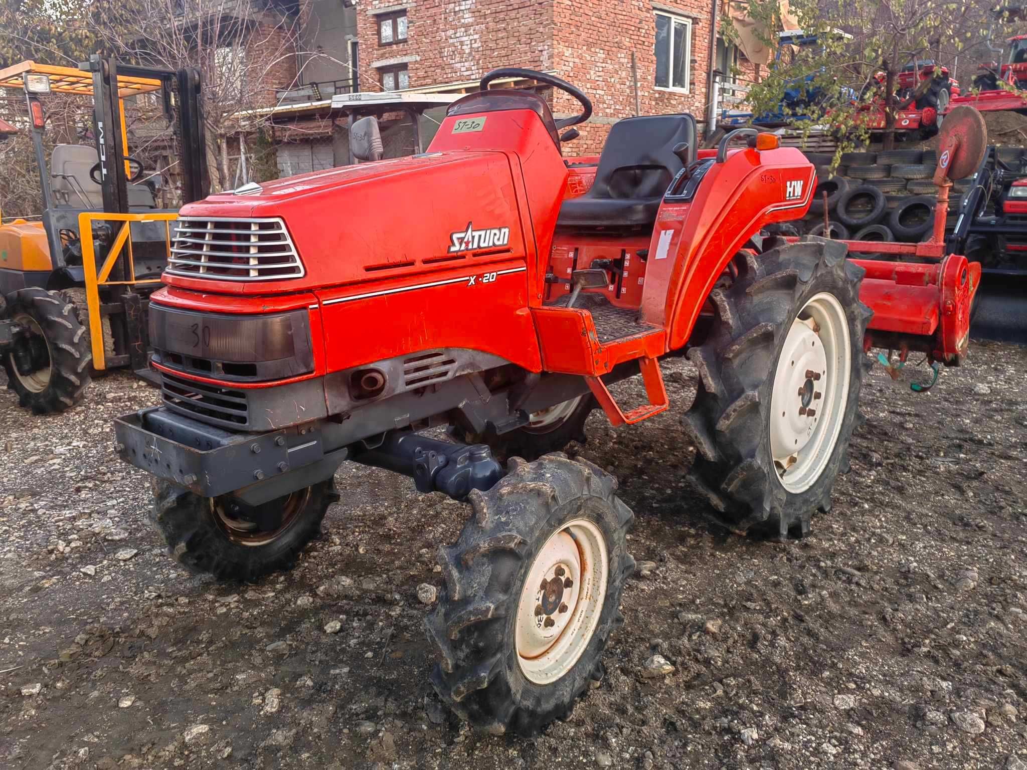 Трактор KUBOTA X20 4x4