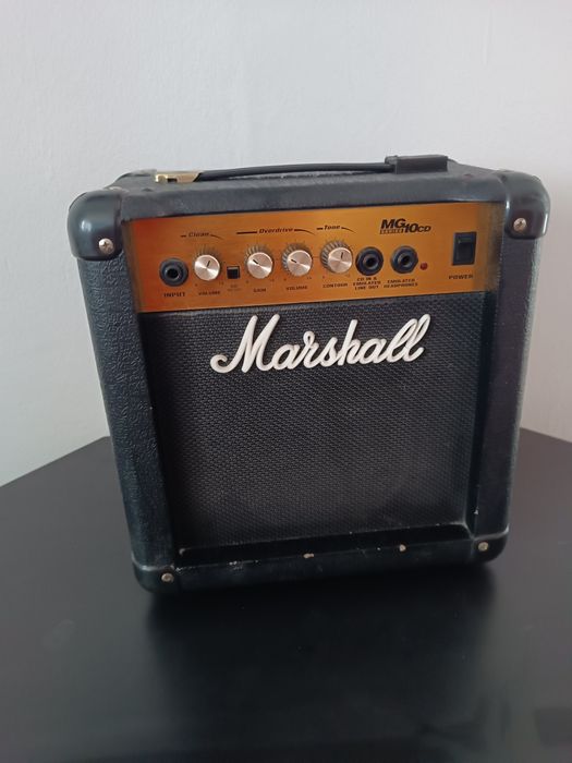 Vând Marshall MG10CD
