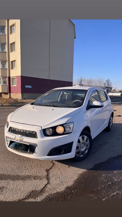 Продам машину шевролет авео