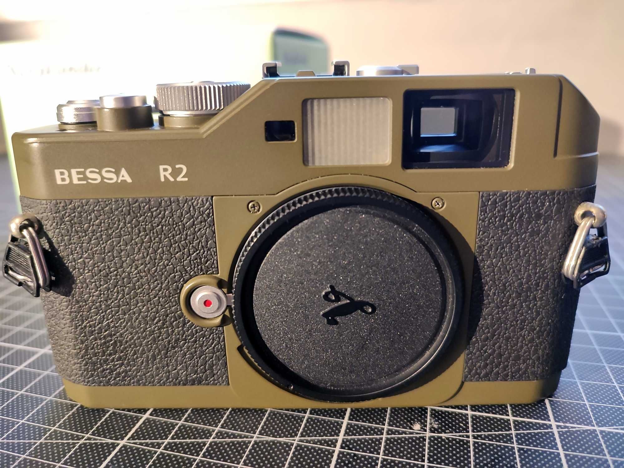 Voigtlander BESSA R2, Rangefinder, 35mm Film, Olive