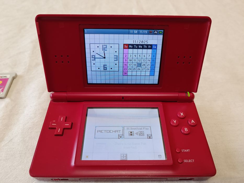 Нинтендо Ds Lite Red