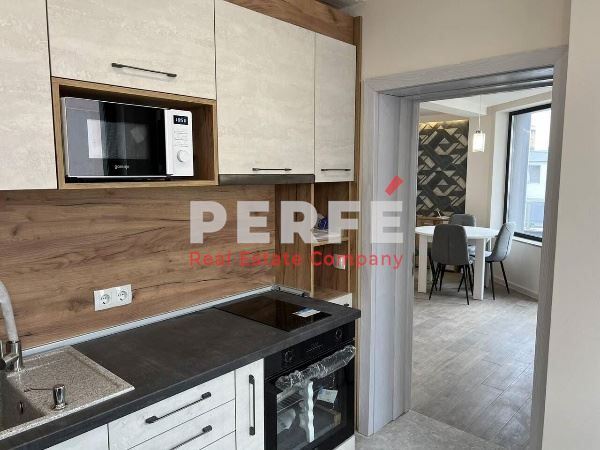 Продава се Хотел в Несебър - 600 кв.м за 1284 €/кв.м - Снимка #1
