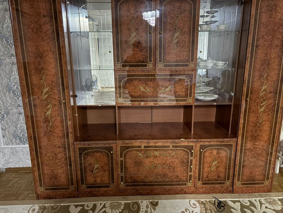 Шкаф стенка сатылады жағыдайы жақсы