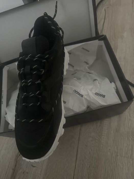 Adidasi Biaggio marimea 41