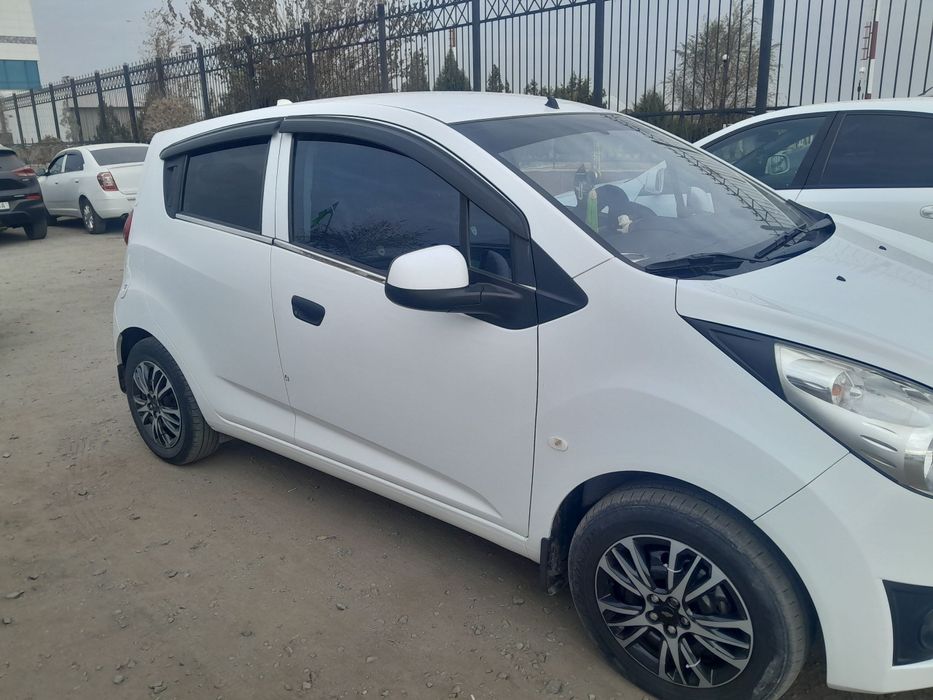 Spark                spark