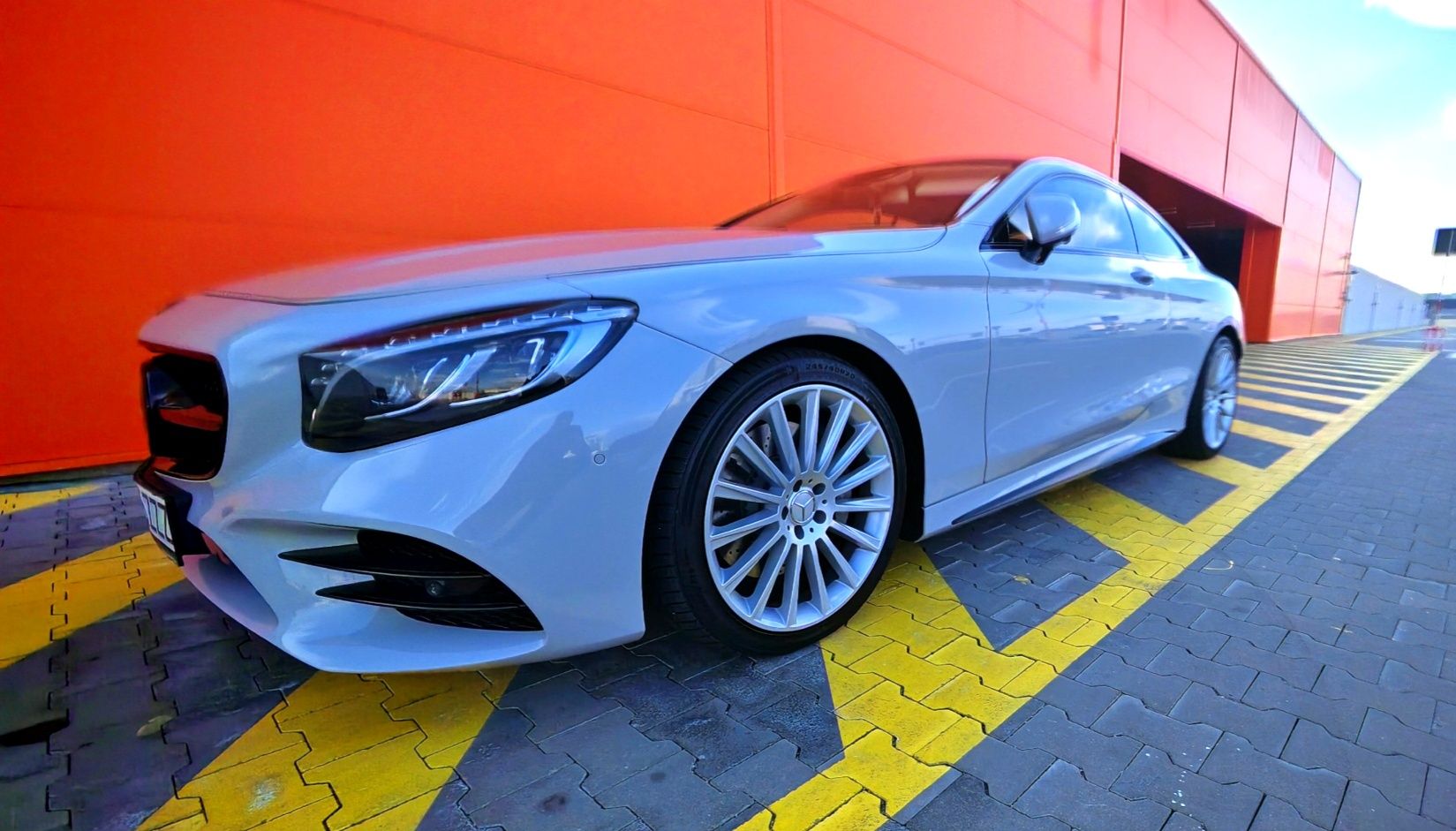 Mercedes S400 coupe 4Matic interior alb