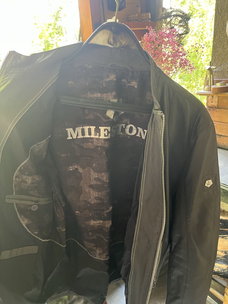 MileStone кожено яке