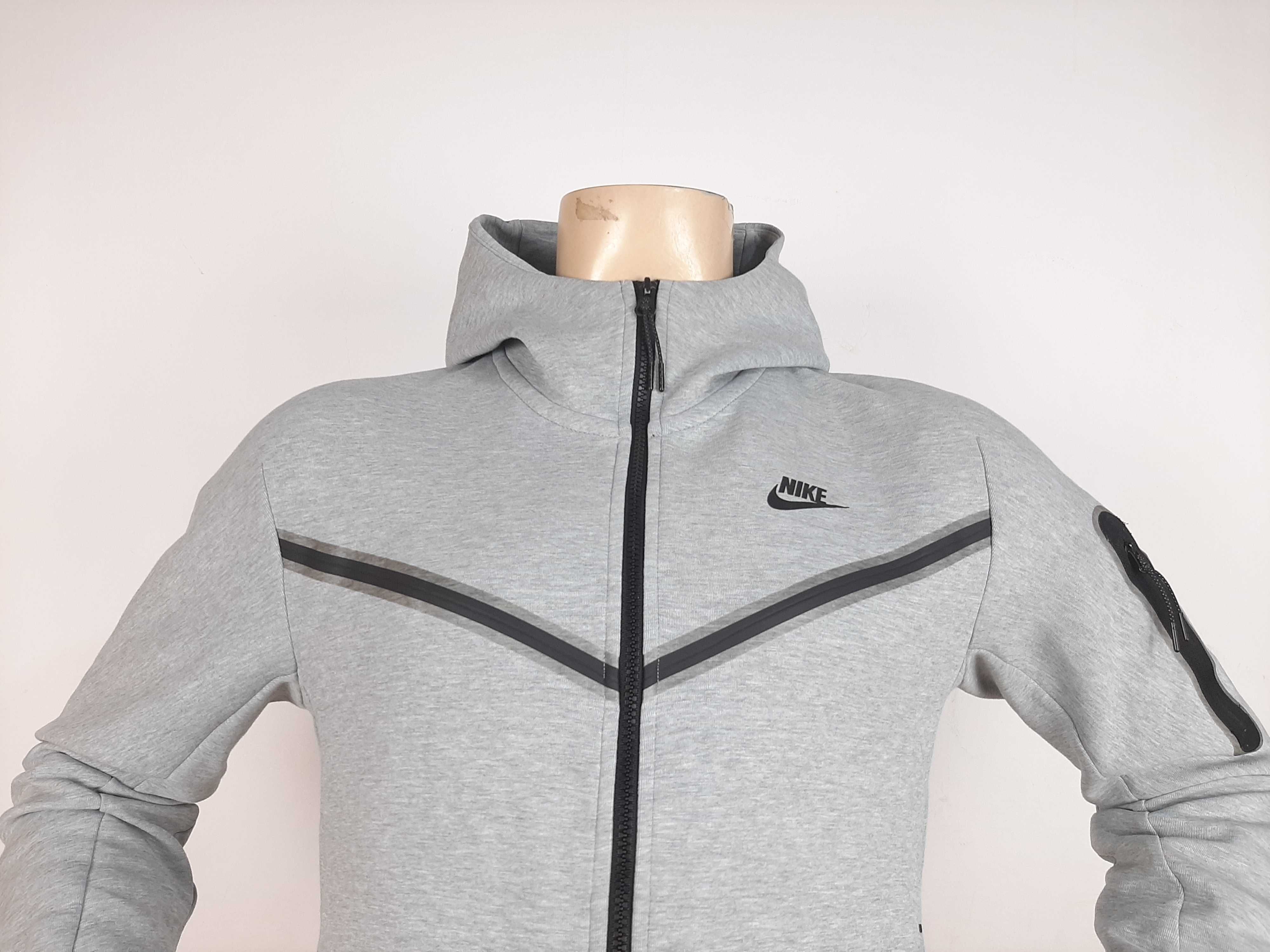 Nike Tech Fleece - Оригинално мъжко горнище размер S