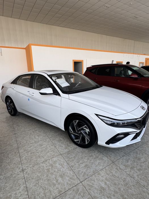 Hyundai Elantra 2024 SOTILADI
