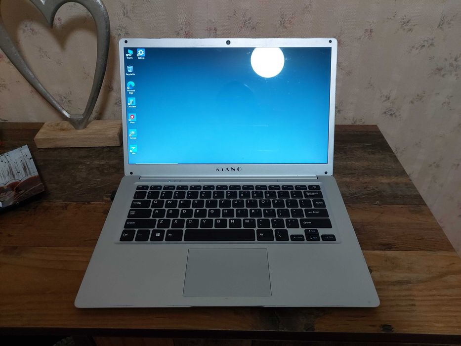 Laptop Kiano Slimnote