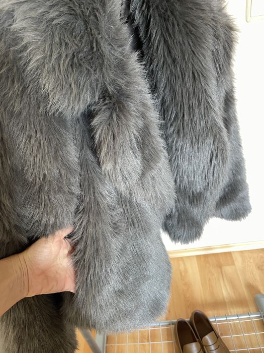 Палто еко косъм H&M