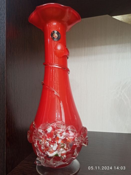 Ваза для цветов, красная. Стекло.