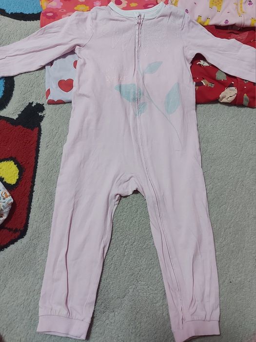 Lot pijamale 7 perechi