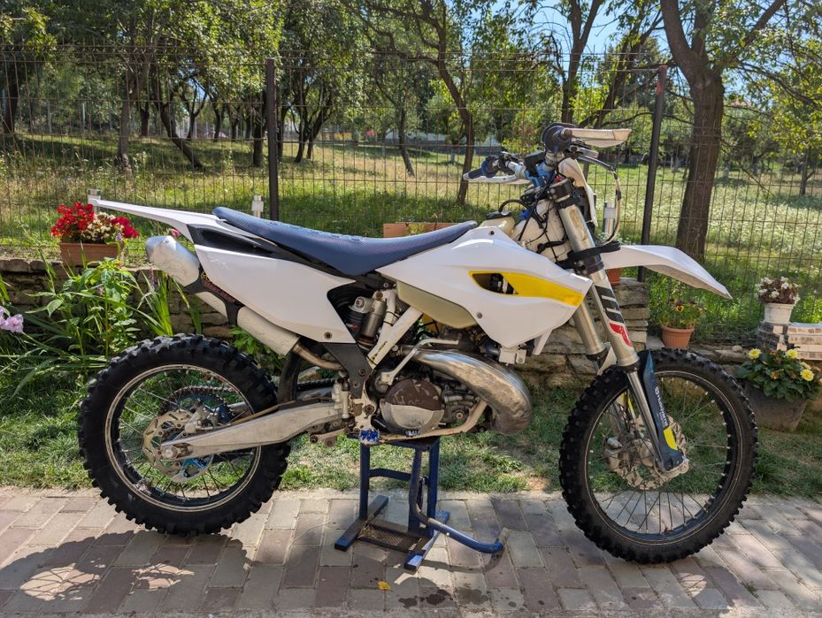 Husqvarna TE 300, an 2015, enduro