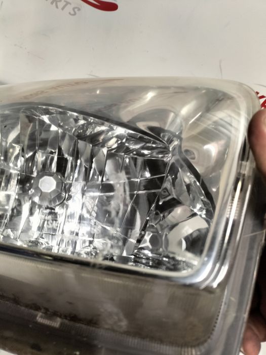 Десен фар Toyota RAV 4 / Тойота Рав 4 2002г.