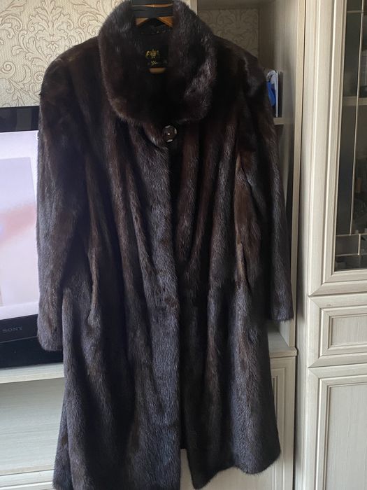 Продам норковую шубу