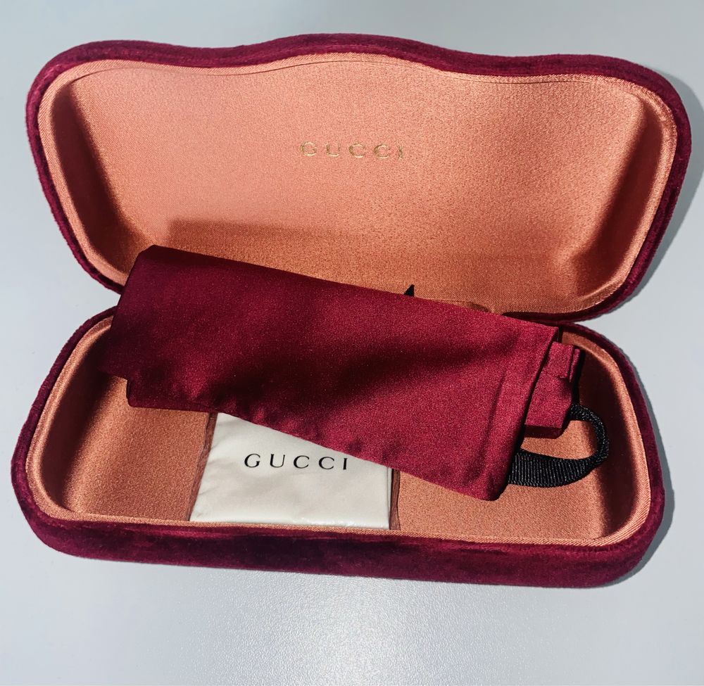 Ochelari de soare Gucci