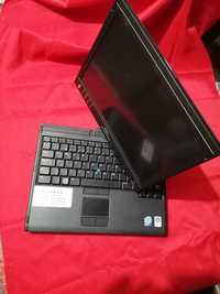 Laptop Dell cu încărcător