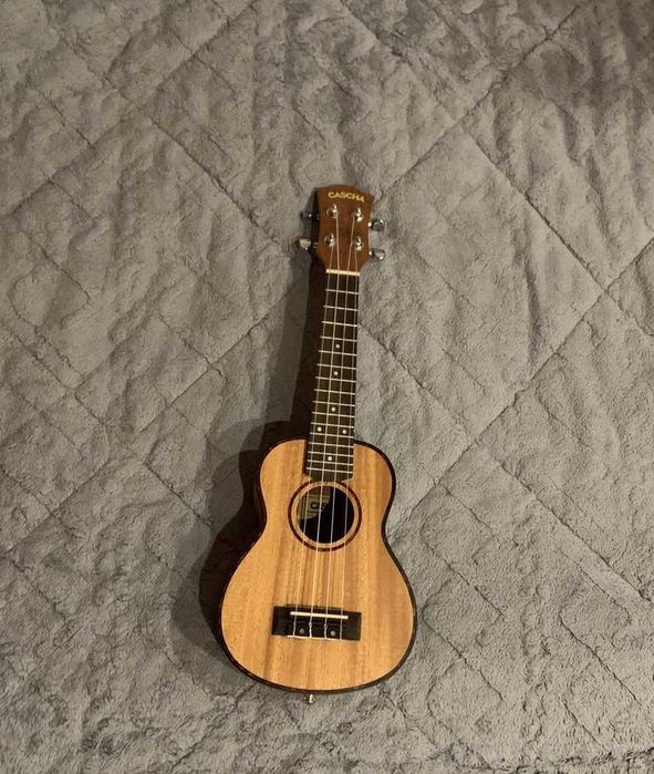 укулеле Cascha Premium Mahogany Soprano Ukulele
