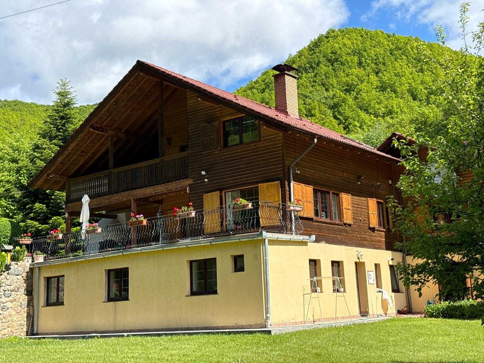 Vila de lux pe malul raului Iara | 3250 mp | Langa Baisoara