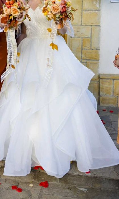 Rochie de mireasa tip sirena