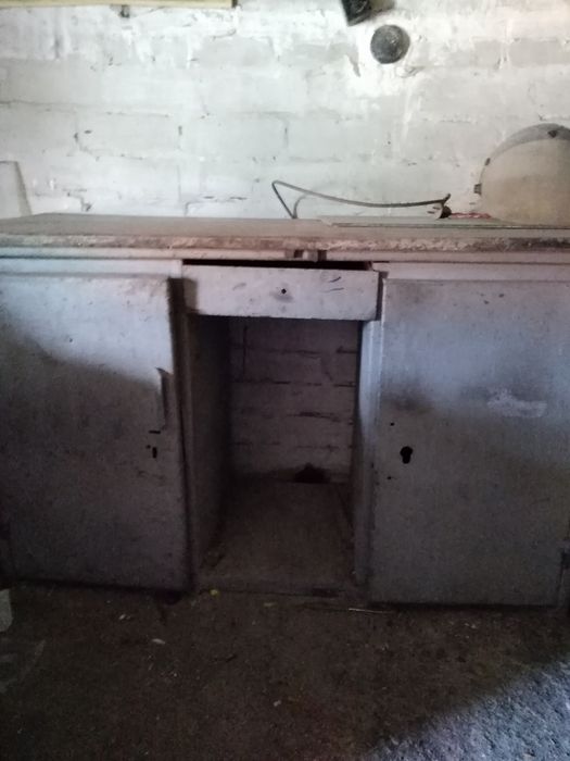 Верстак слесарный