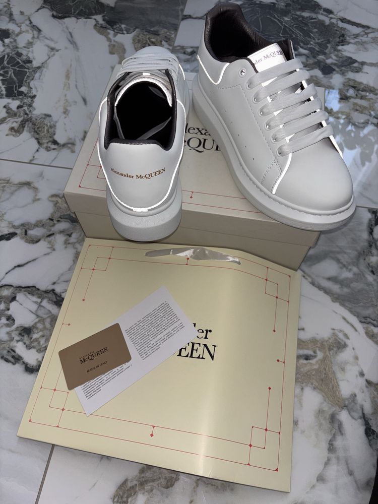 Alexander McQUEEN