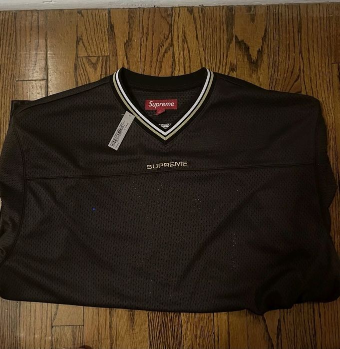 Tricou Supreme nou nout