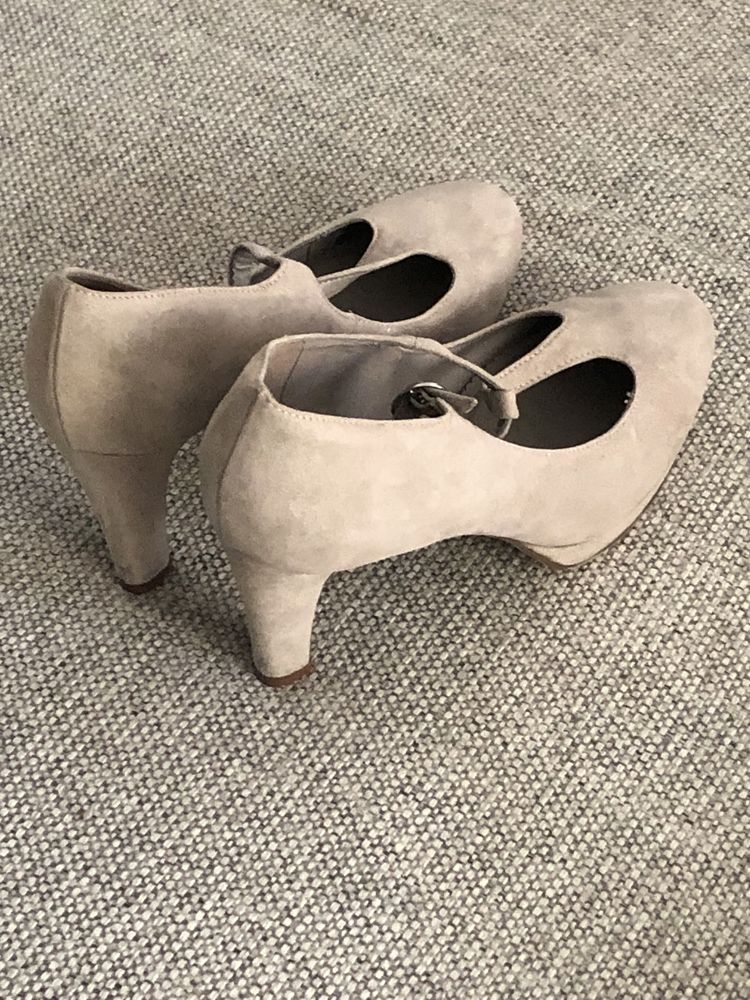 Sandale femei  marimea 39