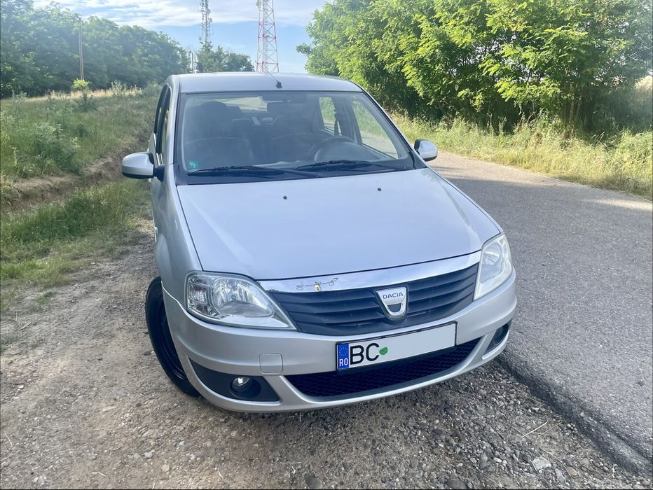 Vand Dacia Logan