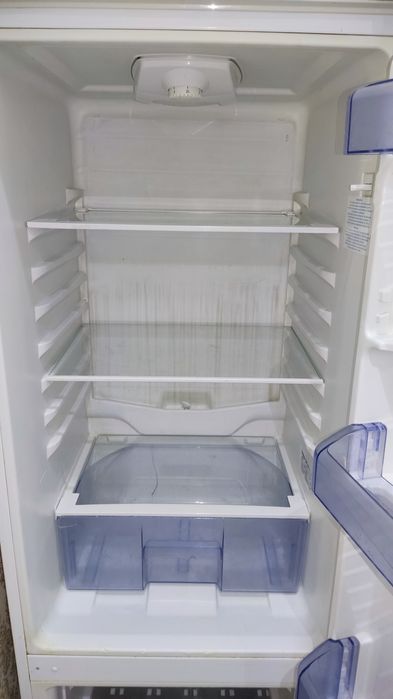 Бирюса холодильник рабочий вверх и низ