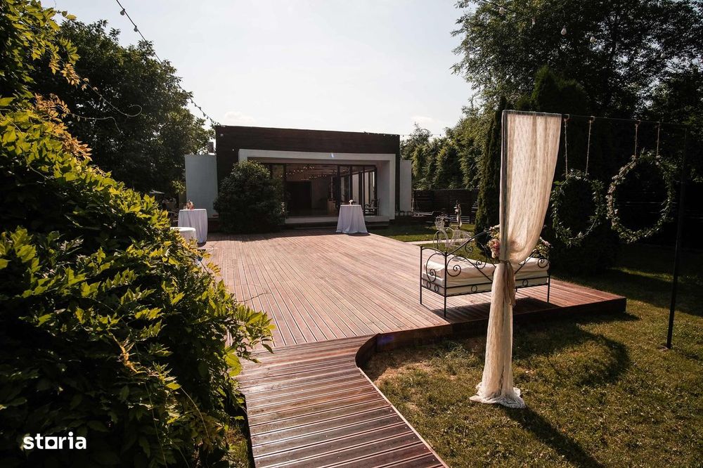 Casa la curte 400mp construiti, piscina, teren de 4500mp