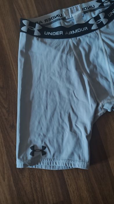 Colanți scurți Under Armour heatgear