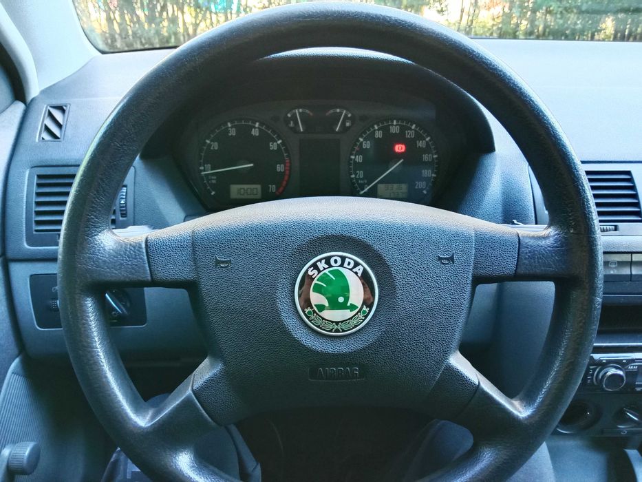 Шкода фабия 1.4 бензин, 2001