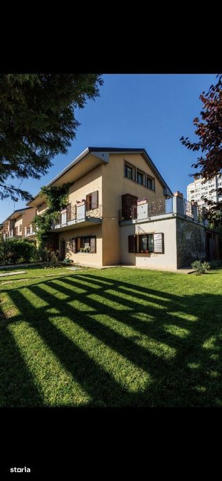 De vanzare casa P+2 in cartierul rezidential Santa Maria Bay