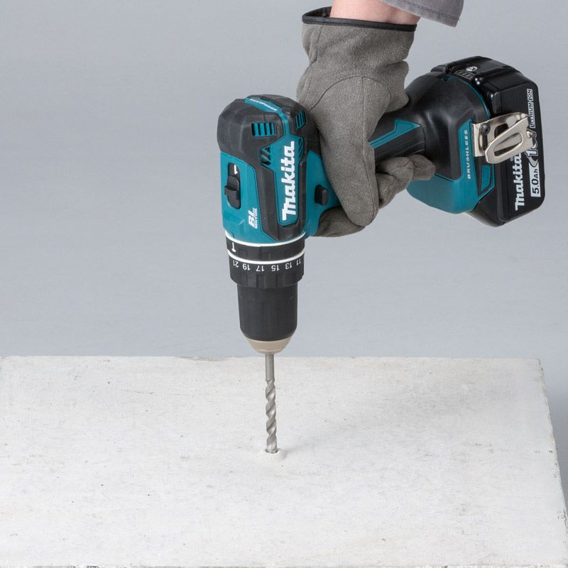Акумулаторен Винтоверт Makita DHP485Z 18V