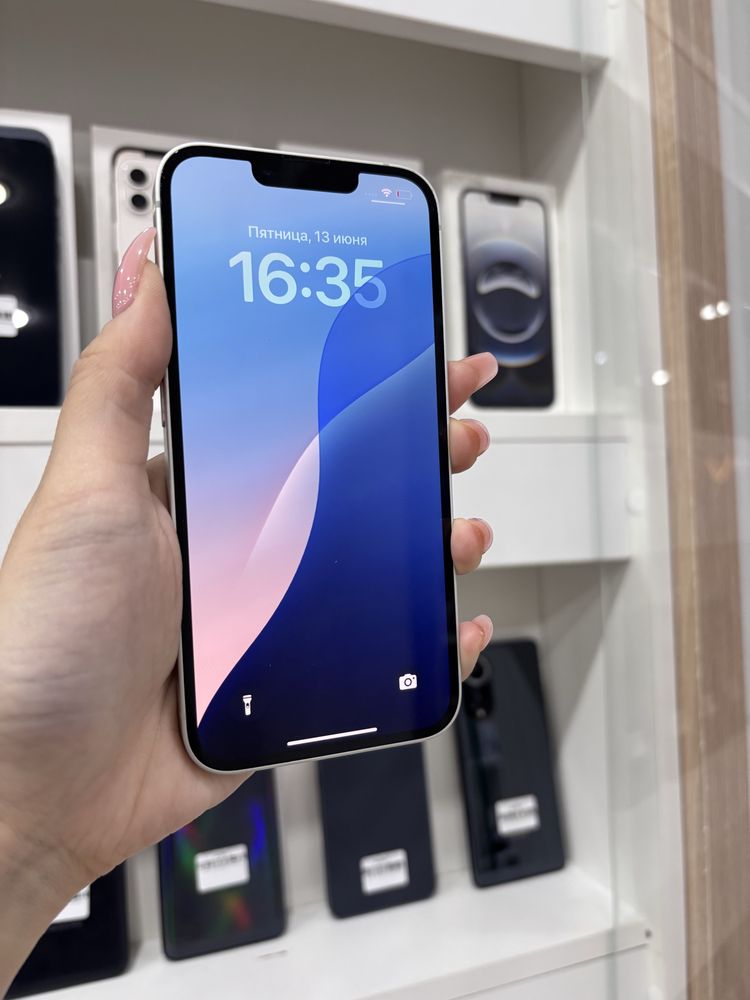 Продается iP 16e 128 Gb White 100%