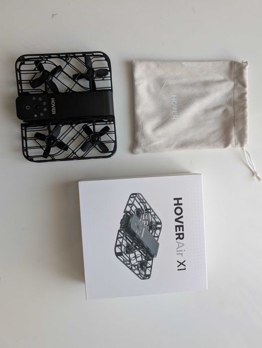 Дрон HOVER AIR X1 за влогове