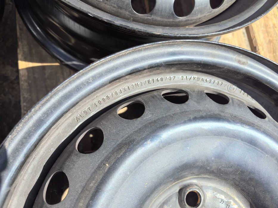 15 цола 4 х 100 мм Хюндай / Кия / Мазда / Тойота - 6 Инча / ЕТ 46