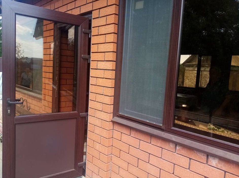 пластиковые Окна  Алюминиевые окна,двери,перегородки и т.д