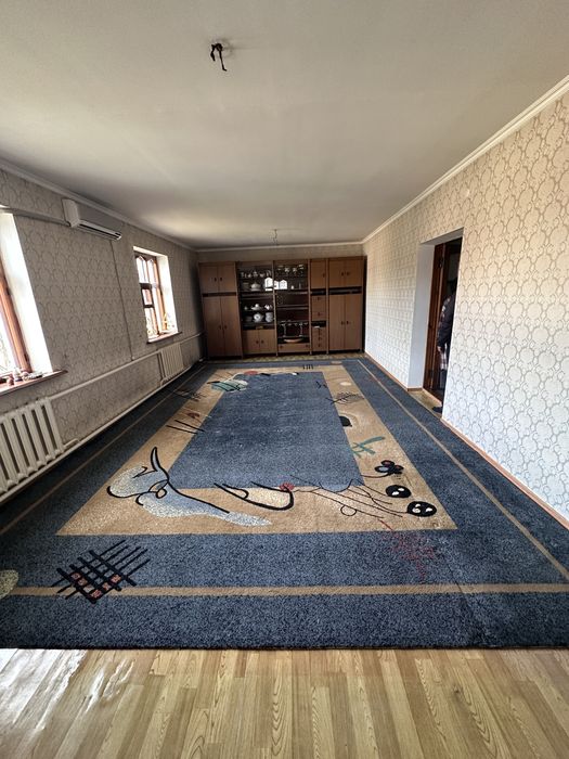 Продам ковер б/у