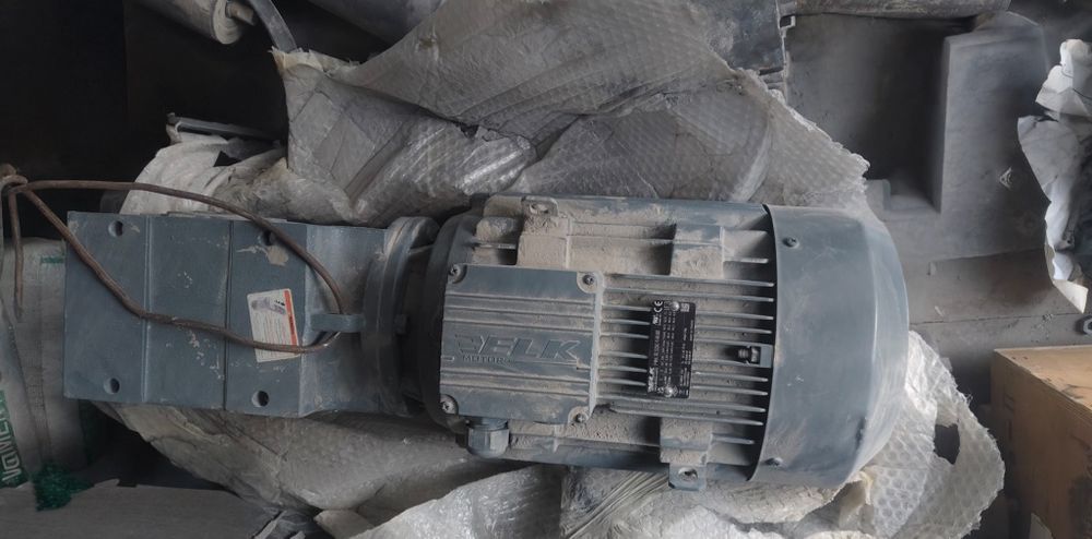 Електрический матор