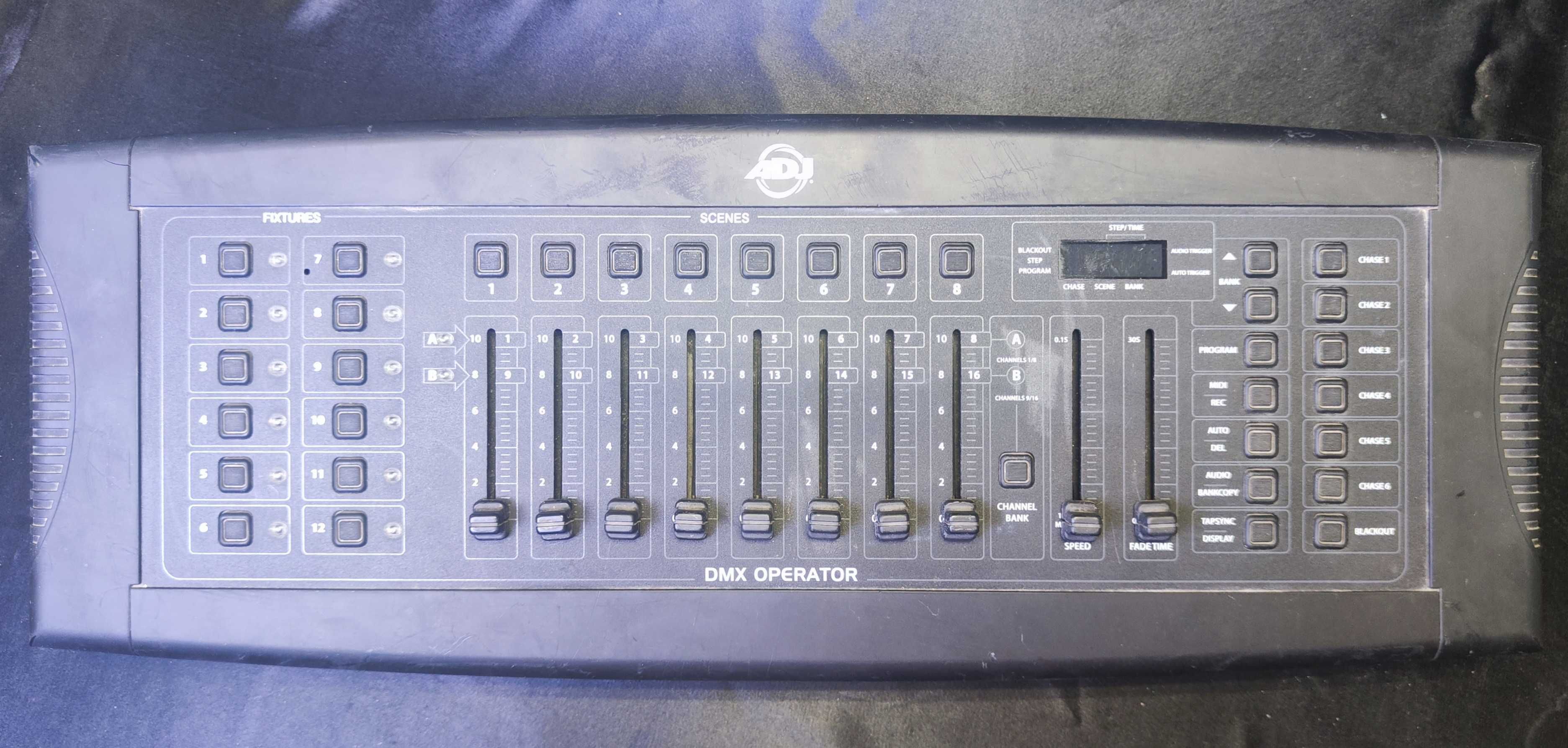 Пульт световой ADJ DMX Operator.