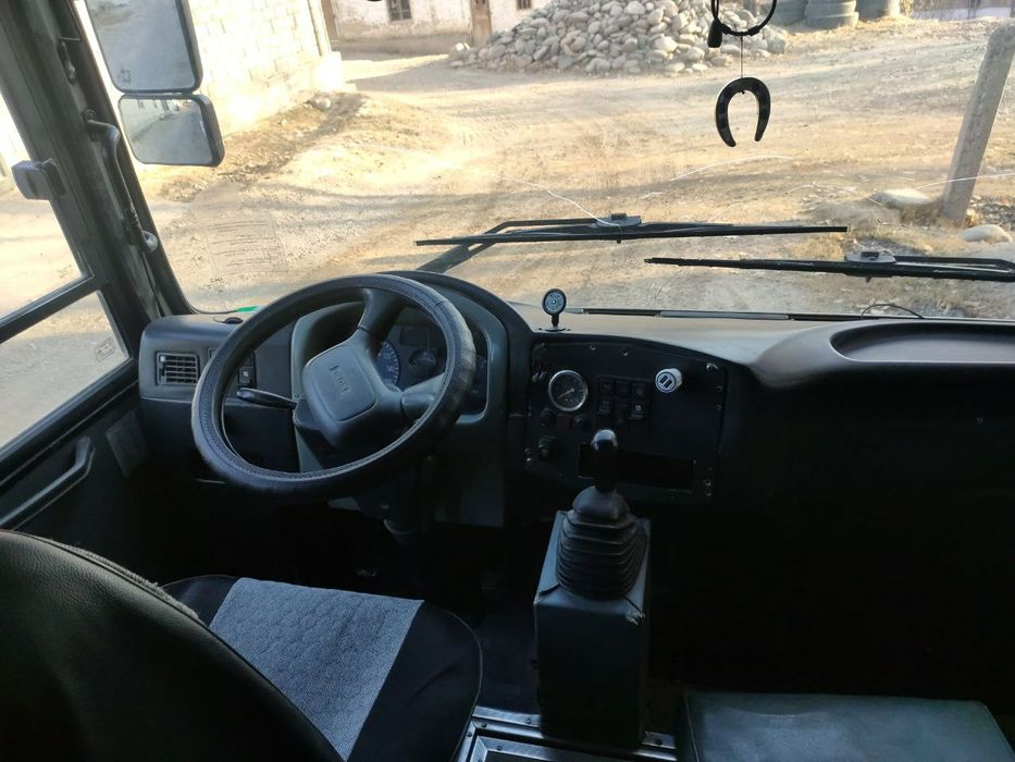 Исузу автобус 2013йил  сотилади