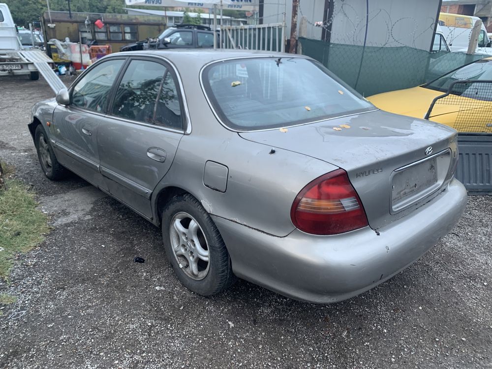 НА ЧАСТИ! Hyundai Sonata 3.0 i V6 141 кс. Автоматик, Климатик 1998 г.