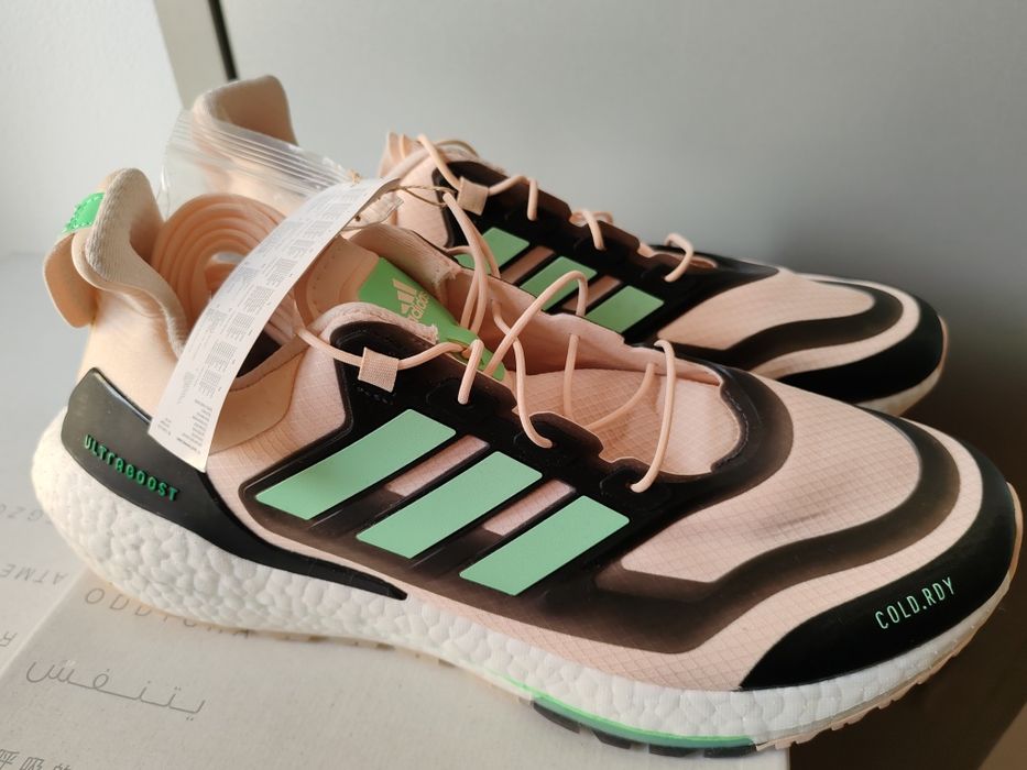 Vind Adidași 45 46  model nou