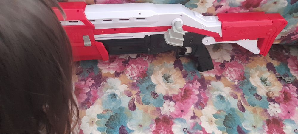 голяма пушка помпа FORTNITE NERF