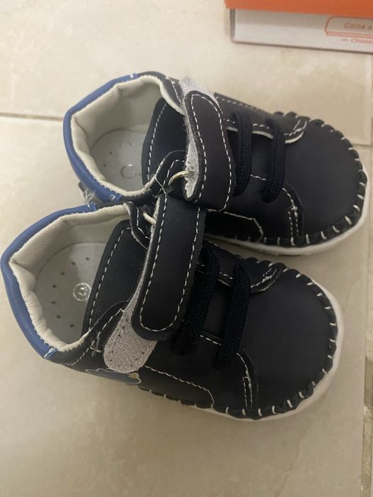 Лот обувчици за прохождане