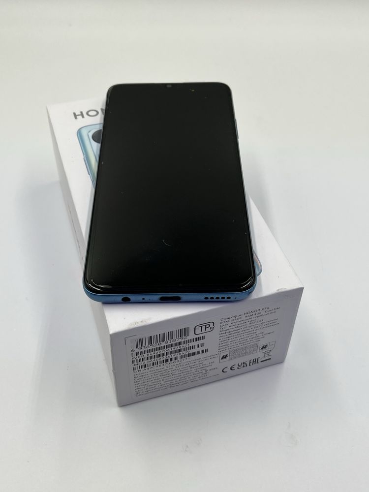 Poco F5 и Honor X7a