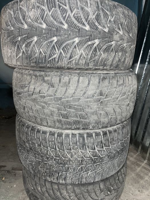 Продам резину r17